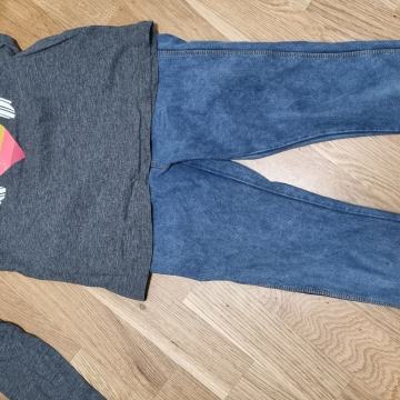 Komplet  Gap majica in Zara jeggins 7-8let