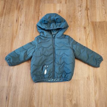 Jakna, kape in ostala oblačila za dojenčka, št. 74