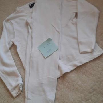 Prodam štiri fantovska oblačila vel. 134 skupaj za 10 EUR