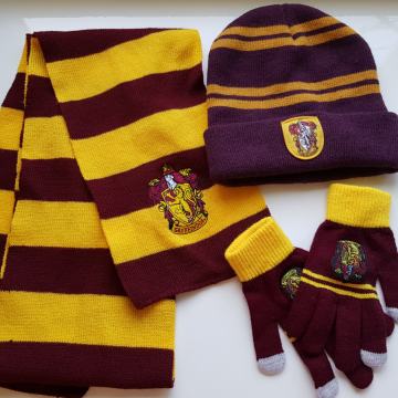 Plašč ter dodatki Harry potter - Grifindor