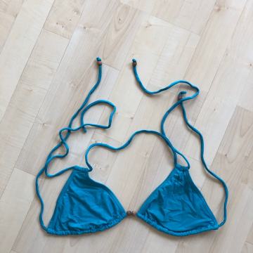 Modri zgornji del kopalk, B košarica