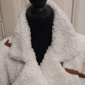 ŽENSKA JAKNA IN HLAČE