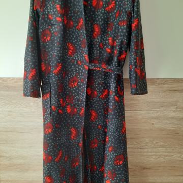 Ženska večerna halja