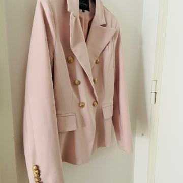 Ženski blazer