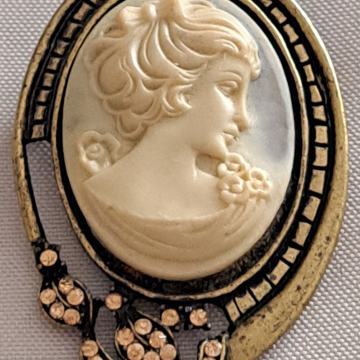 Antique Cameo - broška
