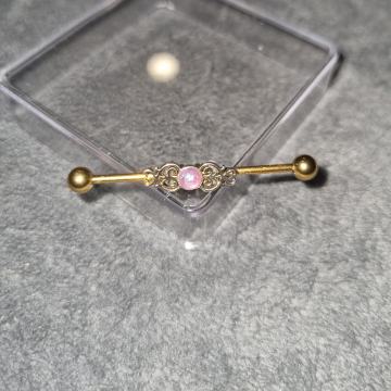 Industrial piercing za uho