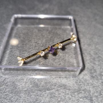 Industrijski piercing za uho