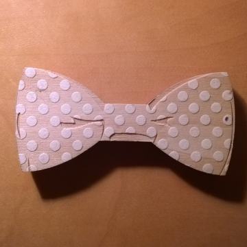 Leseni metuljčk na magnet