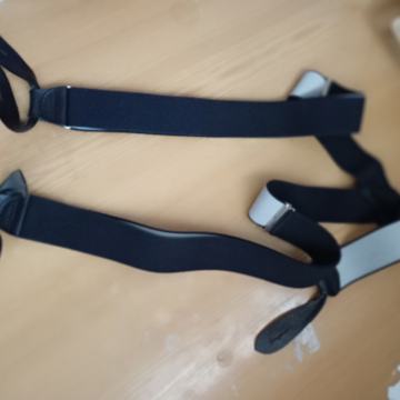 Kvalitetne moške naramnice, kot nove, za samo 3 evre