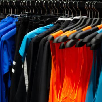 Vreča Nike in Adidas opreme (v vrednosti 350€) pajkice, čevlji