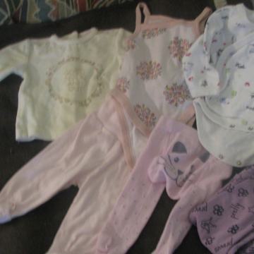 Oblačila za novorojenčka- deklico, dečka in nevtralno, vel.50 dalje