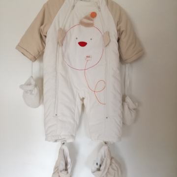 Topel zimski pajac Chicco št. 62 / 68, kot nov