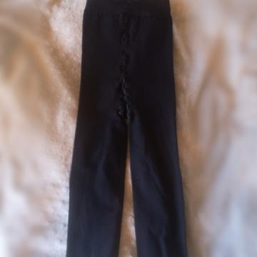 hlače za oblikovanje postave telesa