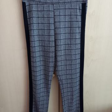 Sive ženske karo hlače, XS