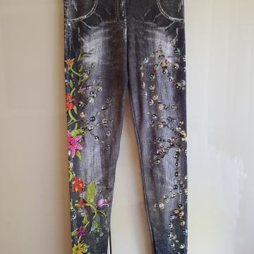 NOVE SIVO CVETLIČNE BOMBAŽNE PAJKICE S