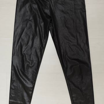 št. 36 / 38 ( S ) legice (Italija) KOT NOVE