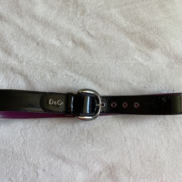 Dolce Gabbana črn usnjen pas,lak, 90 cm,PC 250€