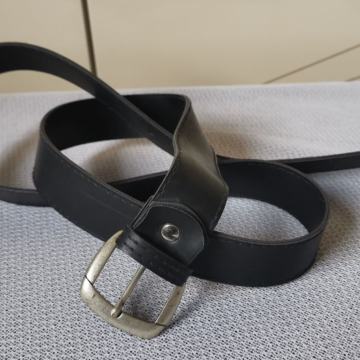 EKSTRA UGODNO zaradi selitve! Usnjen moški pas naprodaj