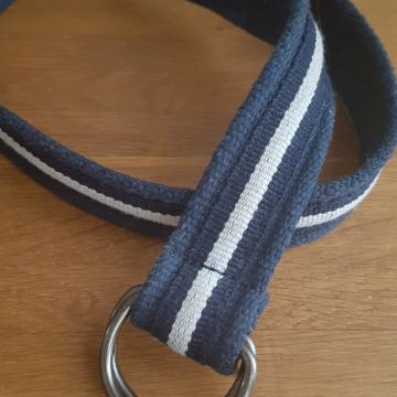 UGODNO! Nov pas naprodaj