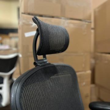 Naslon za glavo Herman Miller Aeron Classic - Pisarniški stol