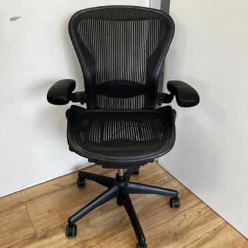 Refurbished Herman Miller Aeron Full Option