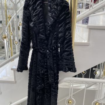 Dolg zimski plašč iz umetnega krzna št. 42