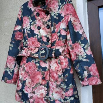 NOV ZELEN CVETLIČNI PLAŠČ L