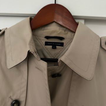 Zenski dezni plasc Tommy Hilfiger st. M