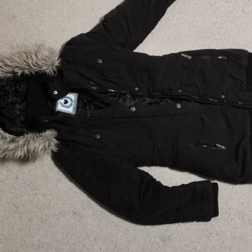 Bunda za deklico, 11 let