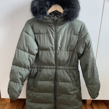 Dekliška zimska jakna Tommy Hilfiger 176 (dejanska velikost 168)