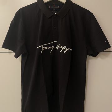 Majica s kratimi rokavi z ovratnikom Tommy Hilfiger (M)