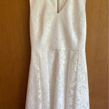 Ted Baker bela obleka s čipko velikost 38