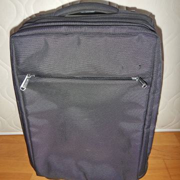 Kabinski kovček March (50 x 36 x 22 cm)