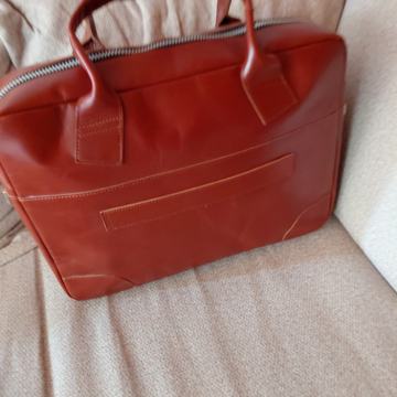 Usnjena ROYAL REPUBLIQ Poslovna torba - nova