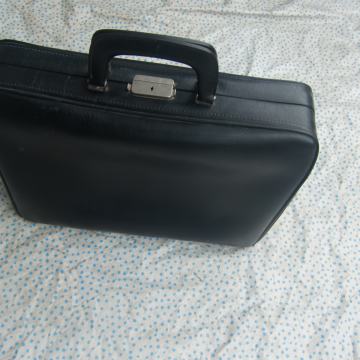 POSLOVNA TORBA AKTOVKA