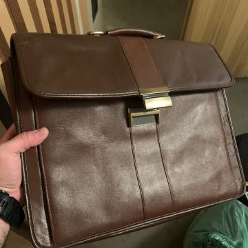 Poslovna usnjena torba