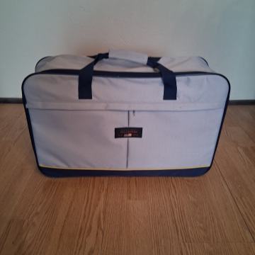 Potovalna torba Champ Collection.
