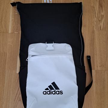Praktična torba - nahrbtnik Adidas naprodaj