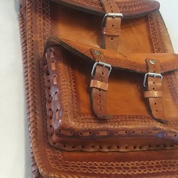 Nova, ročno izdelana usnjena naramna torba