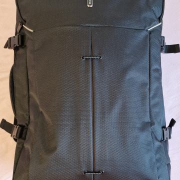 RONCATO NAHRBTNIK KABINSKI 55 cm X 40 cm X 20 cm IRONIK BLACK