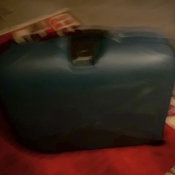 Samsonite trdi kovčekn - 23 kg