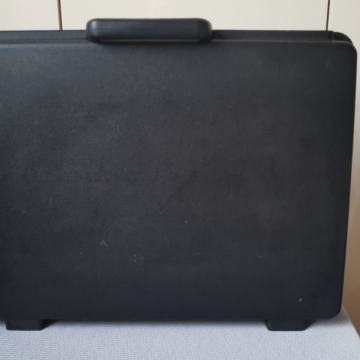 UGODNO zaradi selitve! Poslovni kovček DELSEY