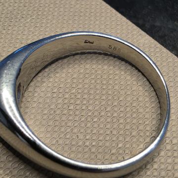 Zlat prstan 585 (14k) z diamantom 0,25 ct - 6g, belo zlato, poliran