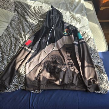 moski polover z kapuco