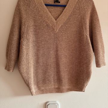 Nov pulover Massimo Dutti