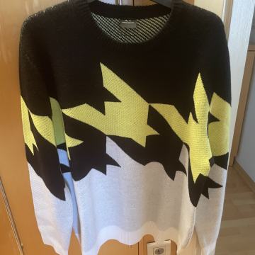 Armani exchange moški pulover št. XXL, nenošen, Ljubljana