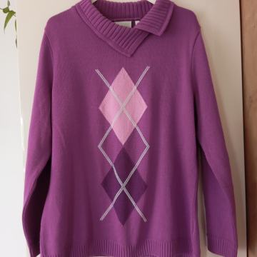 CANDA VIJOLČNO KARO PULOVER L