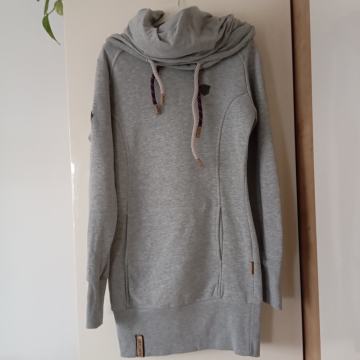 NAKETANO DOLG SIV PULOVER Z VELIKIM OVRATNIKOM M