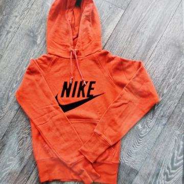 Nike rdeč pulover