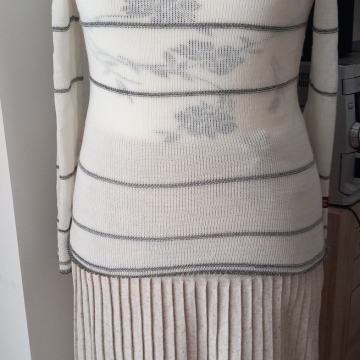 Pulover iz pletenine št. 42